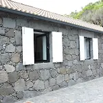 ファームステイ Casa Dos Botes - Whaleboat House Ter Sao Caetano (Pico)