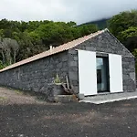 ファームステイ Casa Dos Botes - Whaleboat House Ter Sao Caetano (Pico)